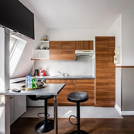 Apartment Mobility Lease - Trocadero - - Paris16 *